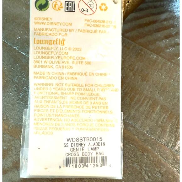 Disney Stitch Shoppe Loungefly Aladdin Jasmine Genie Magic Lamp Purse NEW Pin - Picture 6 of 8